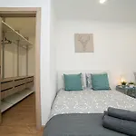Luxury And Suites, Ideal For Tourists Vandrarhem
