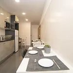 Luxury And Suites, Ideal For Tourists Vandrarhem *