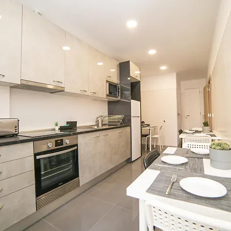 Luxury And Suites, Ideal For Tourists אכסניה *