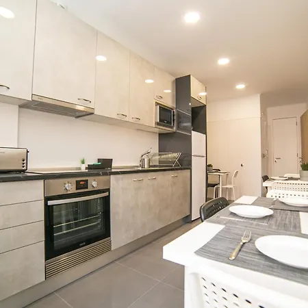 אכסניה Luxury And Suites, Ideal For Tourists *