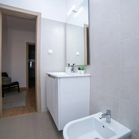 אכסניה Luxury And Suites, Ideal For Tourists