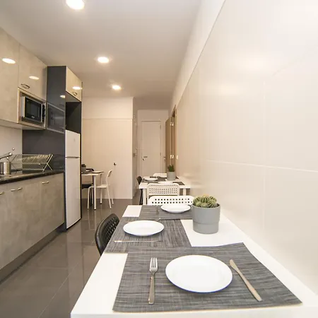 Luxury And Suites, Ideal For Tourists אכסניה *