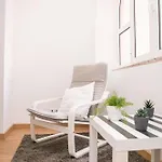 Hostel Luxury And Suites, Ideal For Tourists
