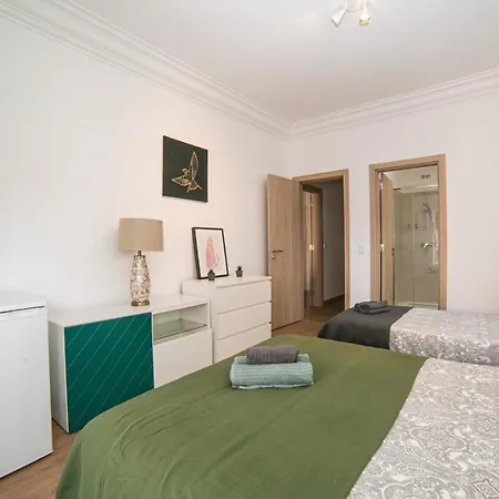 بيت شباب Luxury And Suites, Ideal For Tourists *
